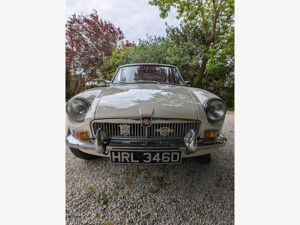 MG MGB GT 1.8 2dr