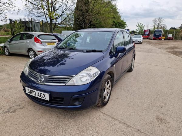 Nissan Tiida