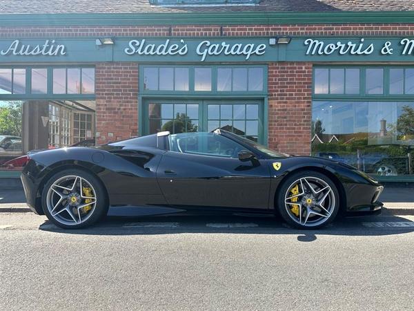 Ferrari F8 Spider 3.9T V8 F1 DCT Euro 6 (s/s) 2dr