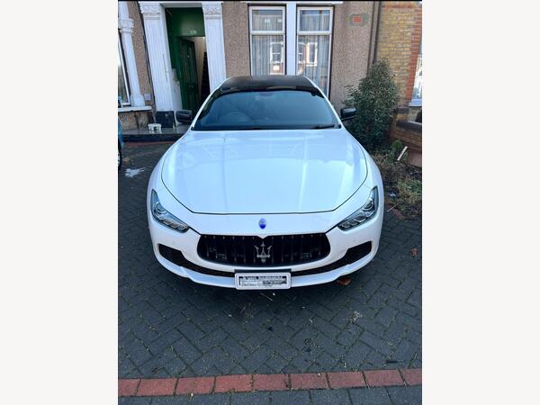 Maserati Ghibli 3.0D V6 ZF Euro 5 (s/s) 4dr