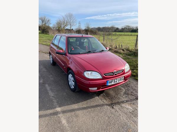 Citroen Saxo 1.1i Desire 5dr