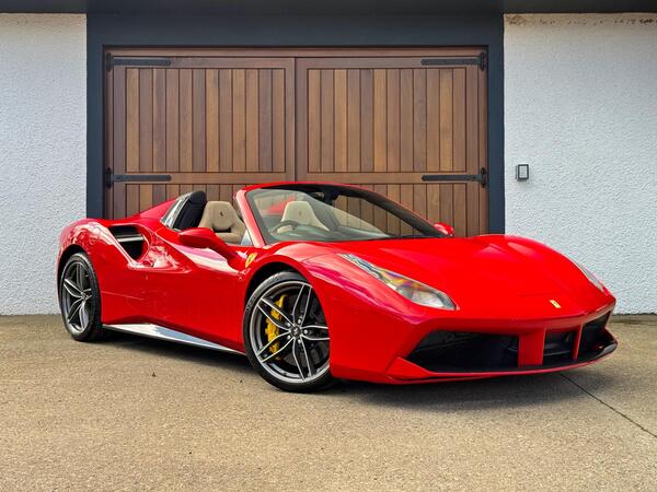 Ferrari 488 3.9T V8 Spider F1 DCT Euro 6 (s/s) 2dr