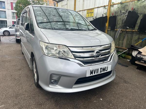 Nissan Serena 1.8 petrol 8 seater Automatic petrol. 5dr