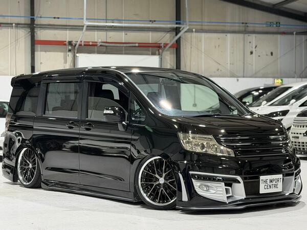Honda Stepwagon 2.0 SW SPADA S | 1 OF 1 SHOW CAR| 5 SEATER PETROL AUTO 5dr ULEZ