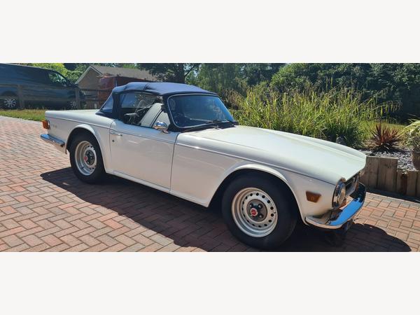 Triumph TR6 2.5 Pi CR specification