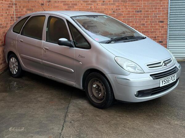 Citroen Xsara Picasso 1.6i 16V VTX 5dr