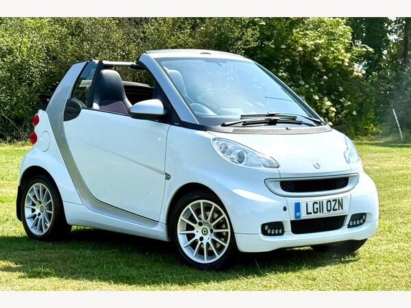 Smart fortwo 1.0 MHD Passion Cabriolet SoftTouch Euro 5 (s/s) 2dr