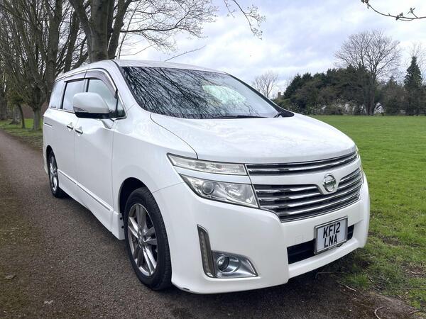 Nissan Elgrand 250/350 Highway Star MPV FWD