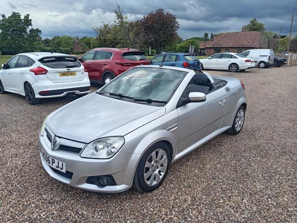 Vauxhall Tigra 1.8i 16v Exclusiv 2dr (a/c)