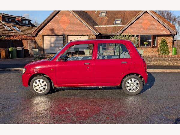 Daihatsu Cuore 1.0 Hatchback 5dr Petrol Automatic (157 g/km, 54 bhp)
