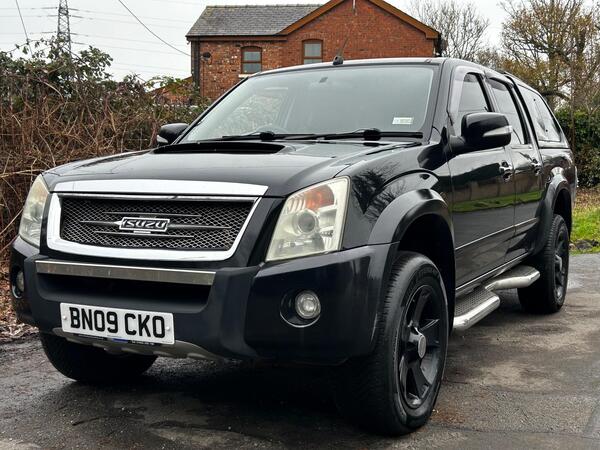 Isuzu Rodeo 3.0 TD Denver Max Pickup 4dr Diesel Automatic 4WD (258 g/km, 129 bhp)