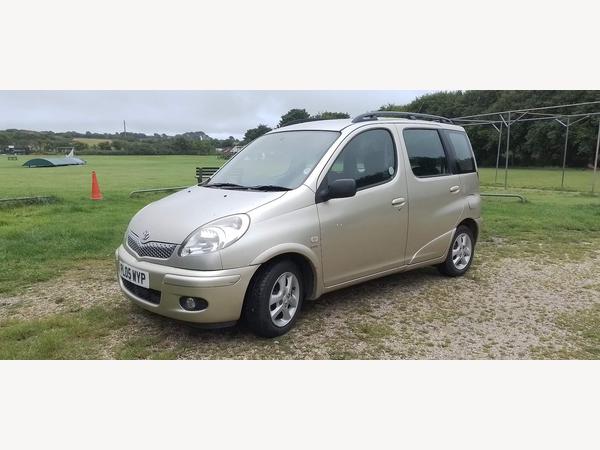 Toyota Yaris Verso 1.3 VVT-i T Spirit 5dr