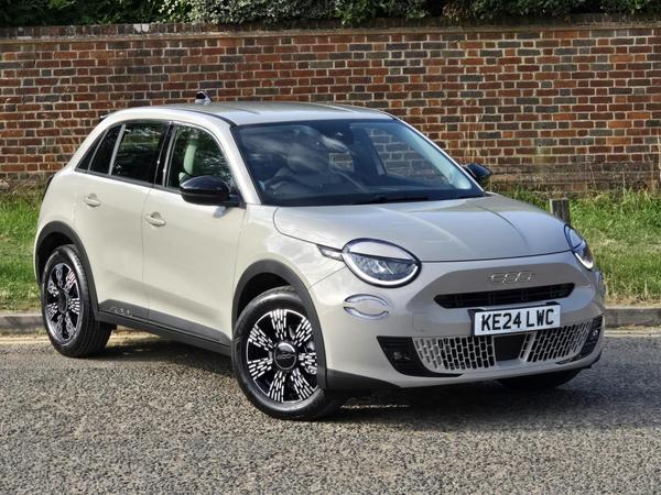 Fiat 600 1.2 MHEV e-DCT Euro 6 (s/s) 5dr