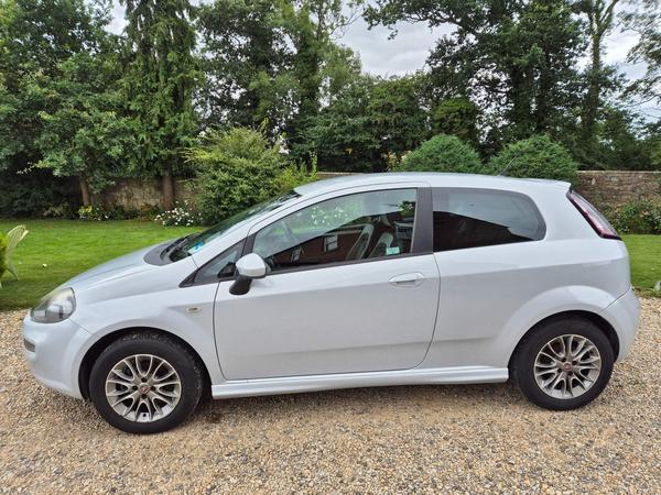 Fiat Punto 1.4 GBT Manual Euro 5 (s/s) 3dr