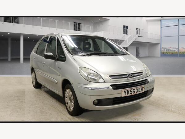 Citroen Xsara Picasso 2.0i 16V Desire 5dr