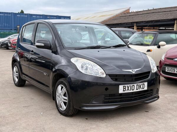 Perodua Myvi 1.3 EZi SE 5dr