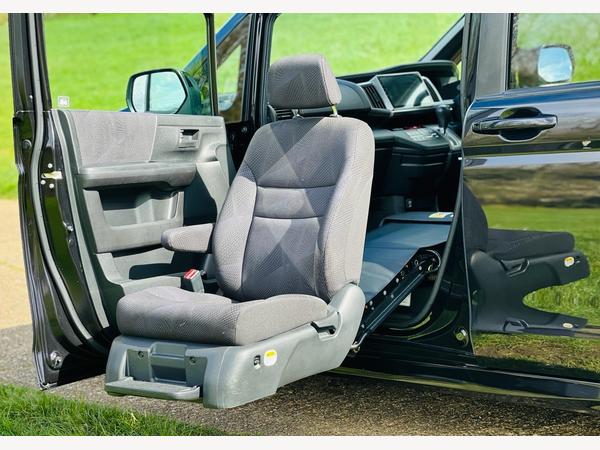 Honda Stepwagon 2.0 SPADA,FRONT DISABLE SEAT, 8 SEATER 5dr