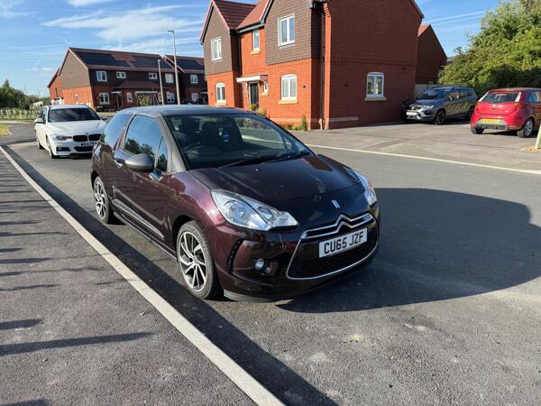 DS AUTOMOBILES DS 3 1.2 PureTech DStyle Nav Euro 6 (s/s) 3dr