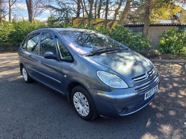 Citroen Xsara Picasso 1.6i 16V Desire 5dr