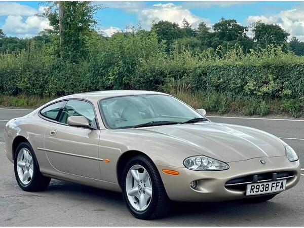 Jaguar XK8 4.0 2dr