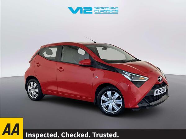 Toyota AYGO 1.0 VVT-i x-play x-shift Euro 6 5dr