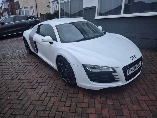 Audi R8 4.2 FSI V8 quattro Euro 4 2dr