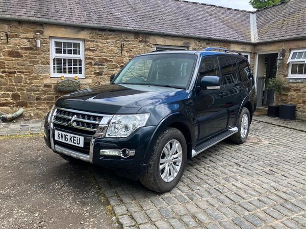 Mitsubishi Shogun 3.2 DI-DC SG3 Auto 4WD Euro 6 5dr LWB