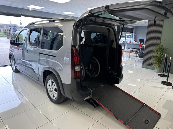 Peugeot Rifter 1.5 BlueHDi Allure Long MPV EAT Euro 6 (s/s) 5dr