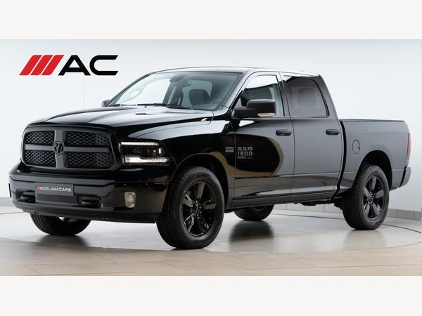 Dodge RAM 1500 5.7 V8 HEMI Classic SLT 4dr