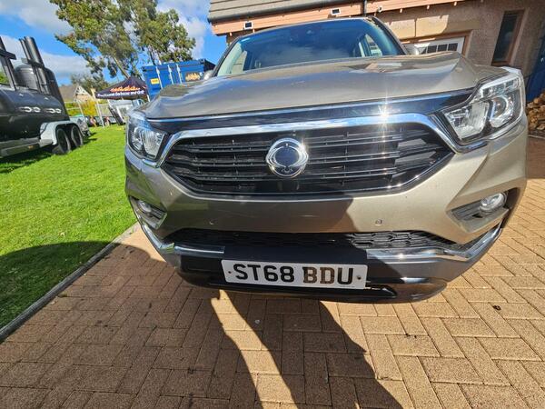 SsangYong Rexton 2.2D ELX T-Tronic 4WD Euro 6 5dr