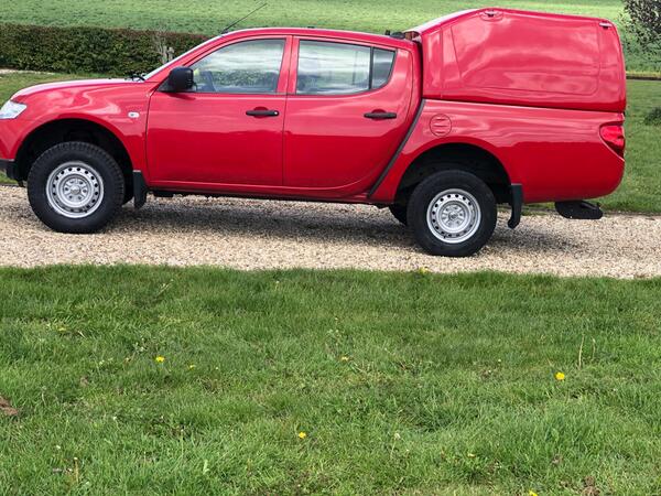 Mitsubishi L200 2.5 DI-D 4Work 4WD Euro 5 4dr (LB)