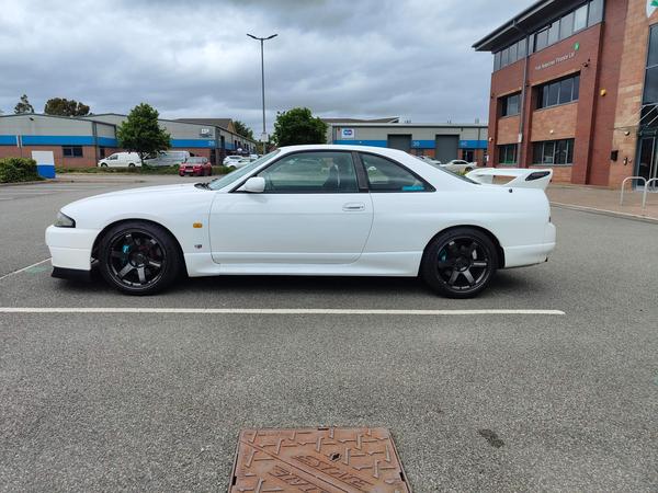 Nissan Skyline 2.6 GT-R Limited Edition Coupe 2dr Petrol Manual (280 bhp)