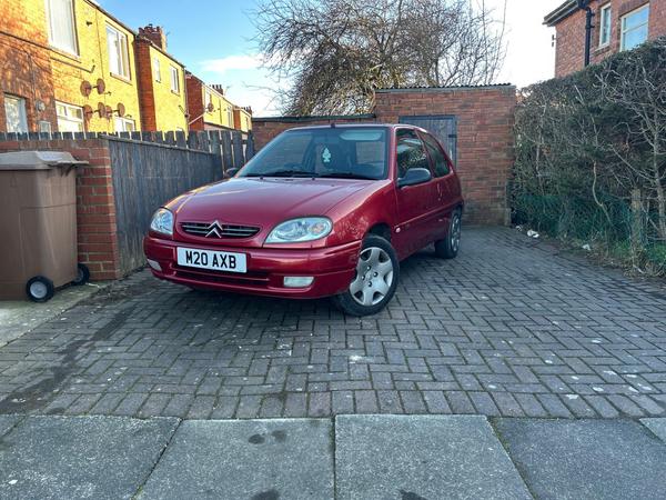 Citroen Saxo 1.1i Desire 3dr