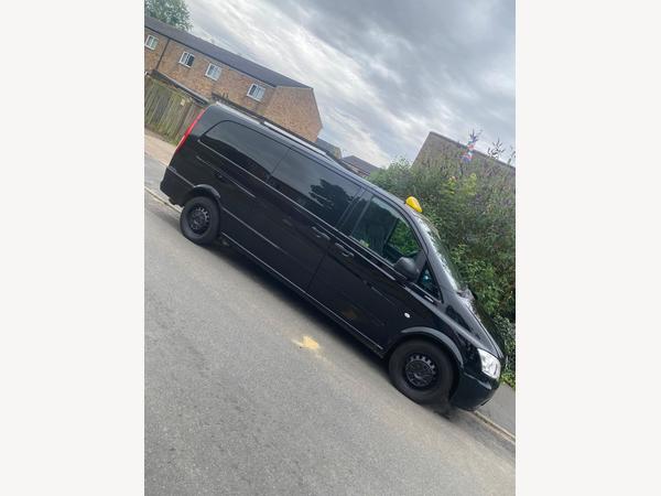 Mercedes-Benz Vito 2.1 113 CDi BlueEFFICIENCY Traveliner Minibus 5dr Diesel Manual L1 (182 g/km, 136 bhp)