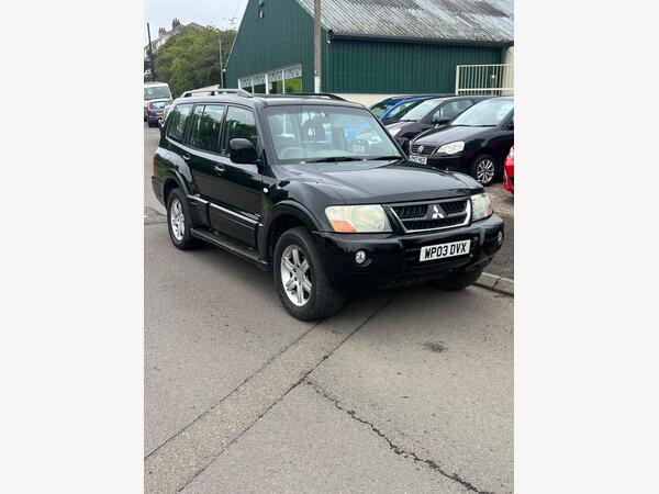 Mitsubishi Shogun 3.2 DI-D Warrior 5dr