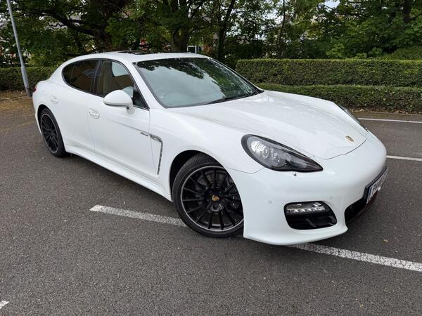 Porsche Panamera 3.0D V6 Platinum Edition TiptronicS Euro 5 (s/s) 5dr