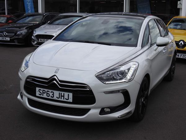 Citroen DS5 1.6 e-HDi Airdream DStyle EGS6 Euro 5 (s/s) 5dr