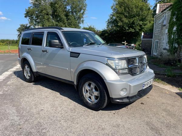Dodge Nitro 3.7 V6 SXT 5dr