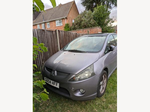 Mitsubishi Grandis 2.4 Elegance 5dr