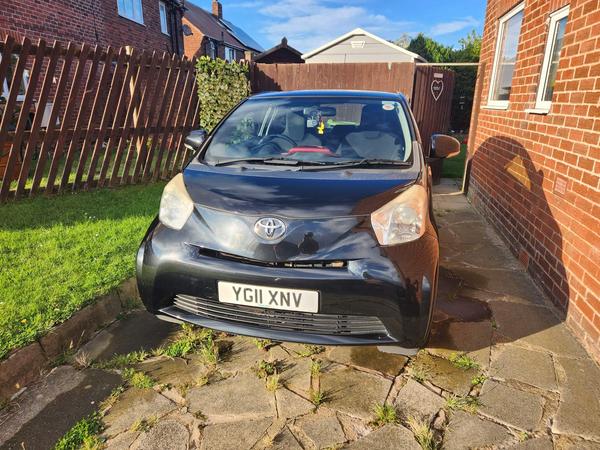 Toyota iQ 1.0 VVT-i Euro 5 3dr