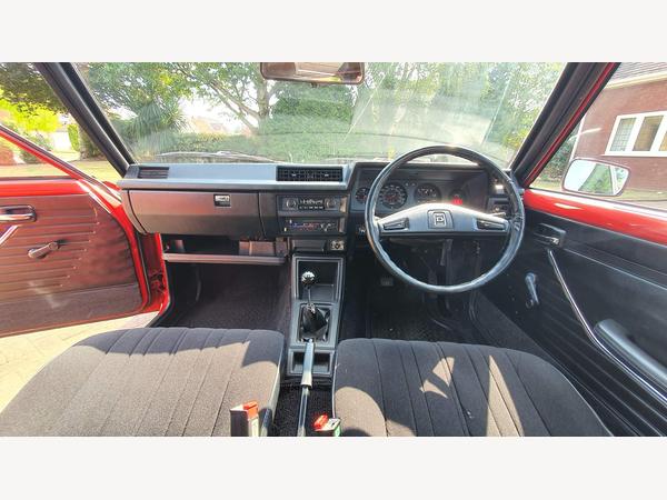 Datsun Sunny T4