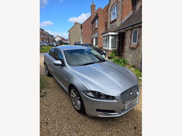 Jaguar XF 2.2d Luxury Auto Euro 5 (s/s) 4dr