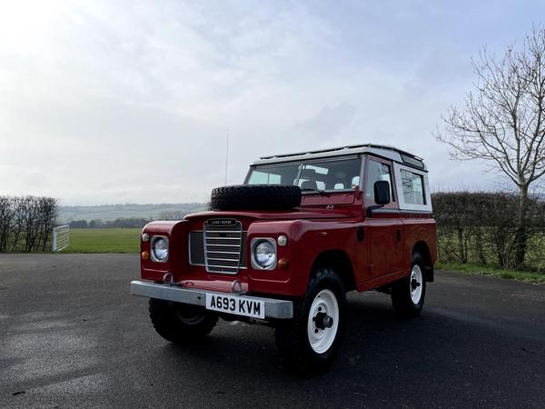 Land Rover Series III 2.3 County (7 Seats)