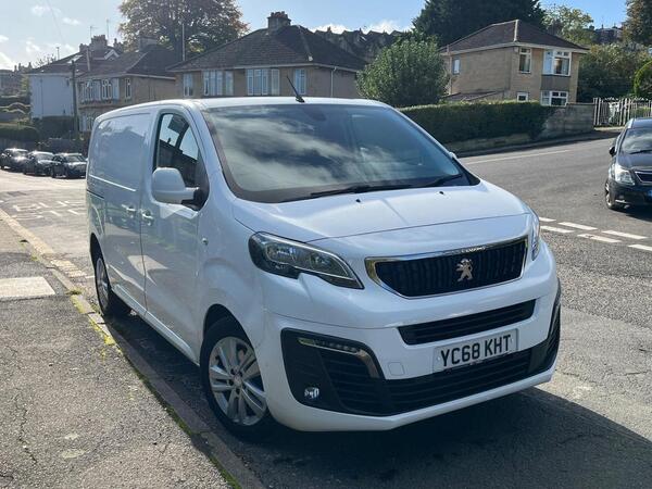 Peugeot Expert 2.0 BlueHDi 1250 Professional Plus Standard Crew Van Double Cab 6dr Diesel EAT6 MWB Euro 6 (s/s) (6 Seat) (180 ps)