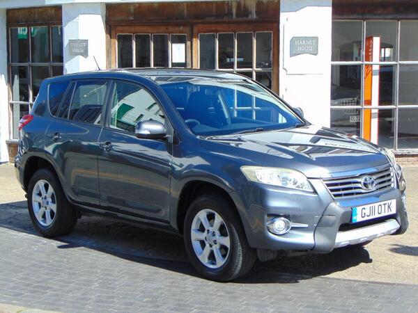 Toyota RAV4 2.2 D-4D XT-R 4WD Euro 5 5dr