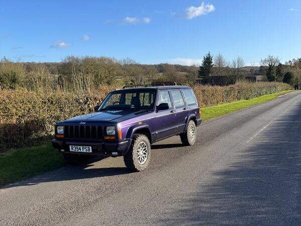 Jeep Cherokee 4.0 Limited 4x4 5dr