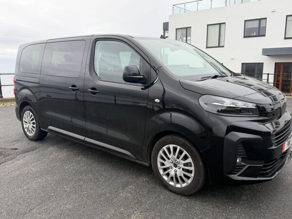Peugeot e-Traveller 75kWh Active Standard MPV 5dr Electric Auto MWB (8 Seat, 7.4kW Charger) (136 ps)