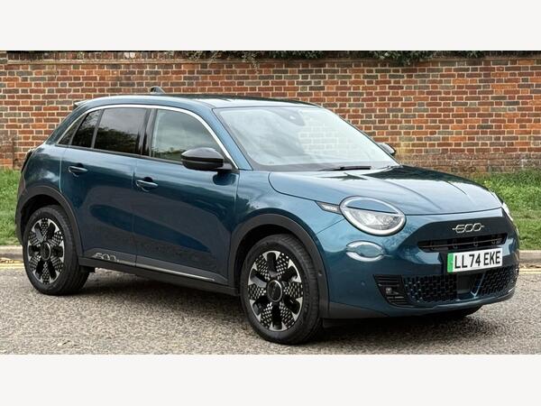 Fiat 600e 54kWh La Prima Auto 5dr
