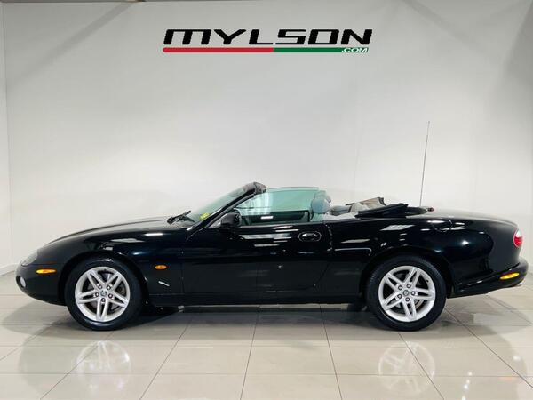 Jaguar XK8 4.2 2dr