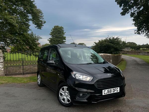 Ford Tourneo Courier 1.5 TDCi Zetec Euro 6 5dr